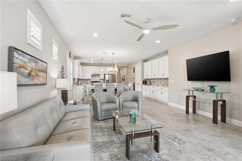 12361 Canal Grande Dr - Photo 6 of 50