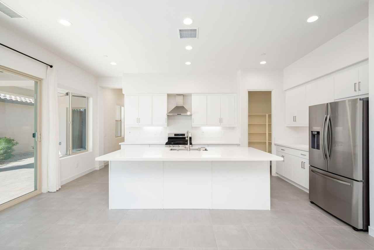 80422 Platinum Way - Photo 5 of 30