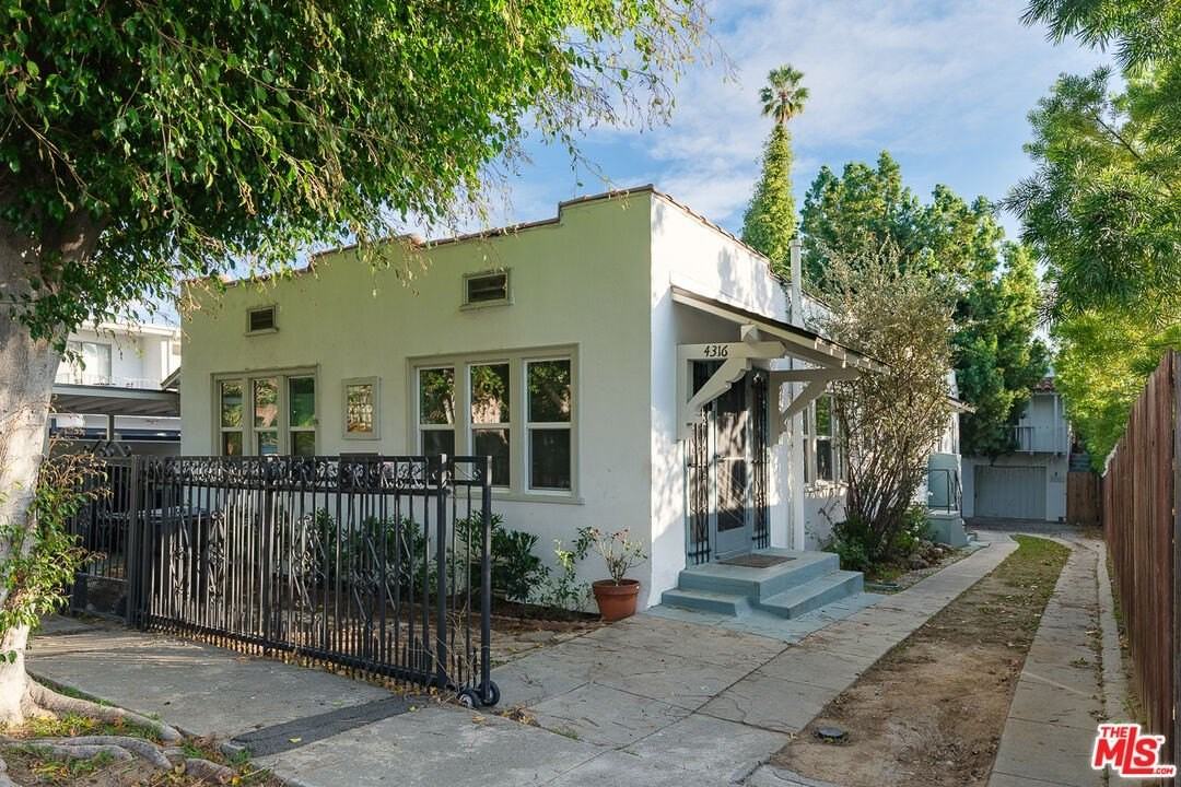 4316 Kingswell Ave - Photo 5 of 34