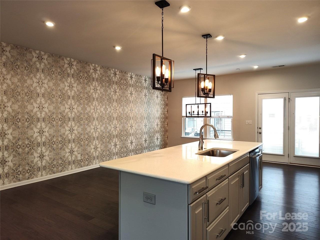 1538 Kee Ct - Photo 7 of 29