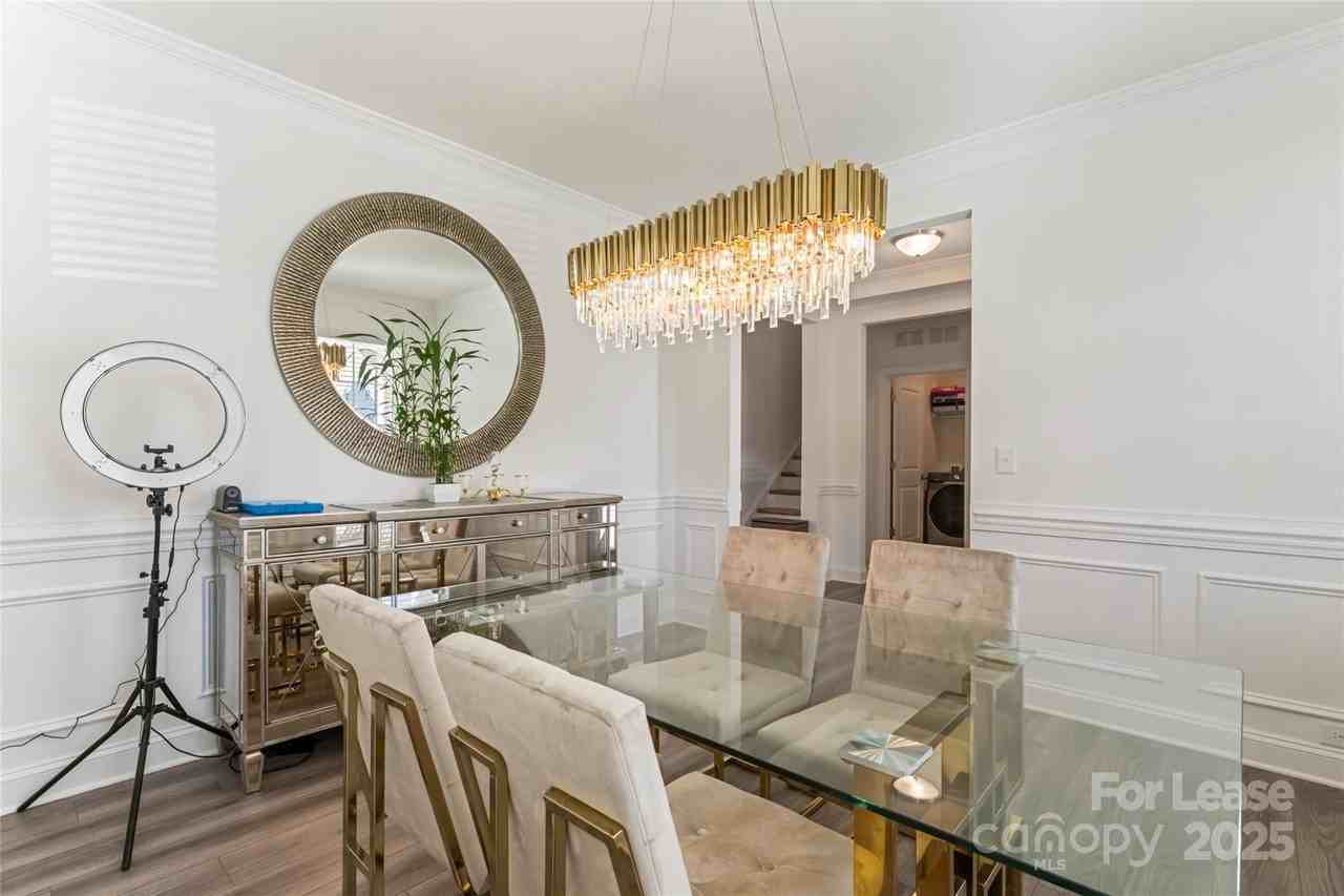 116 Farrier Ln - Photo 3 of 48