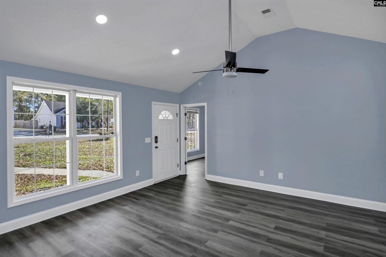 509 Burnside Dr - Photo 6 of 36