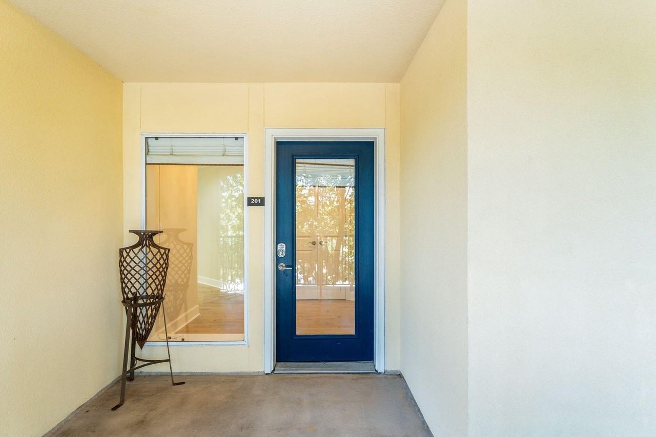 1732 W County Highway 30a Unit 201r #201R - Photo 3 of 50