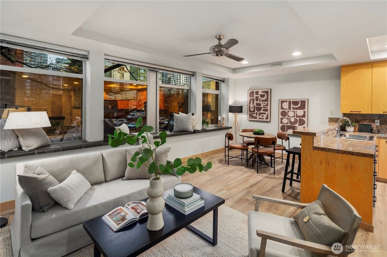 2319 1st Ave - Photo 4 of 28