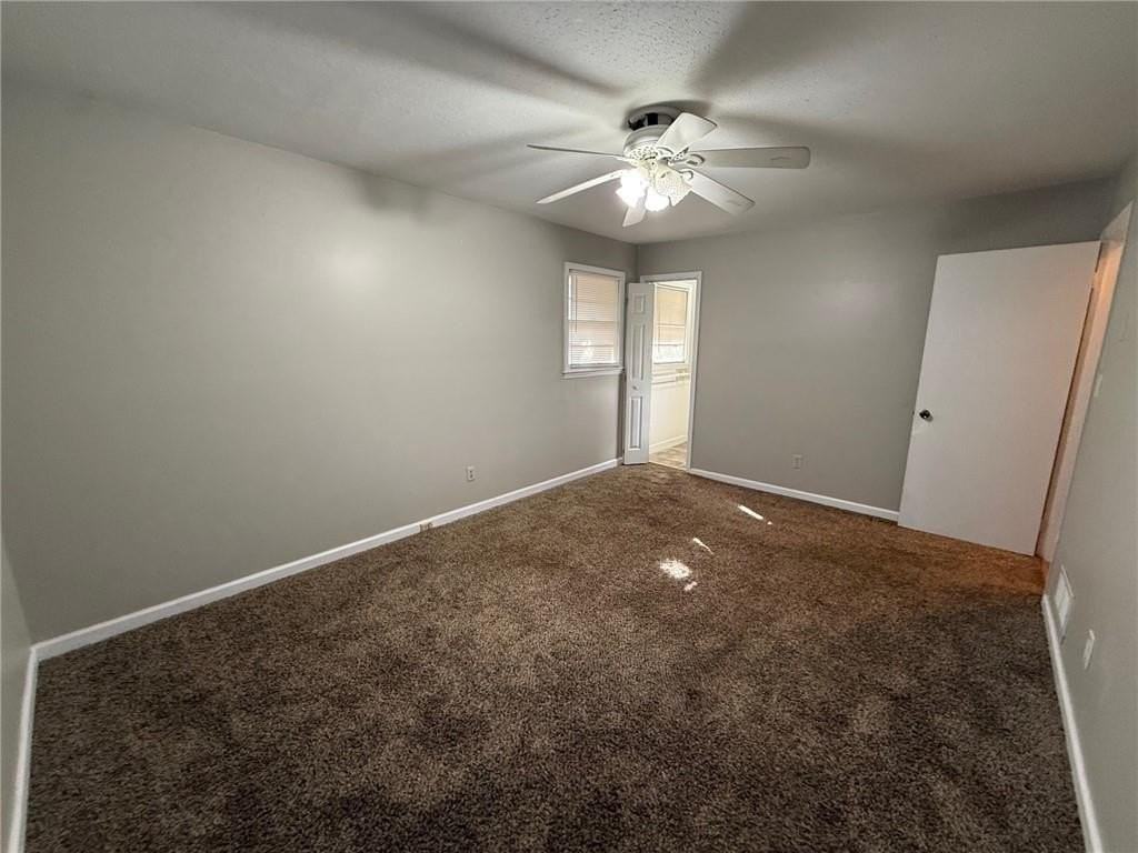 481 Woodland Dr - Photo 6 of 12