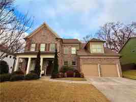 featured image of 512 Edgewater Dr