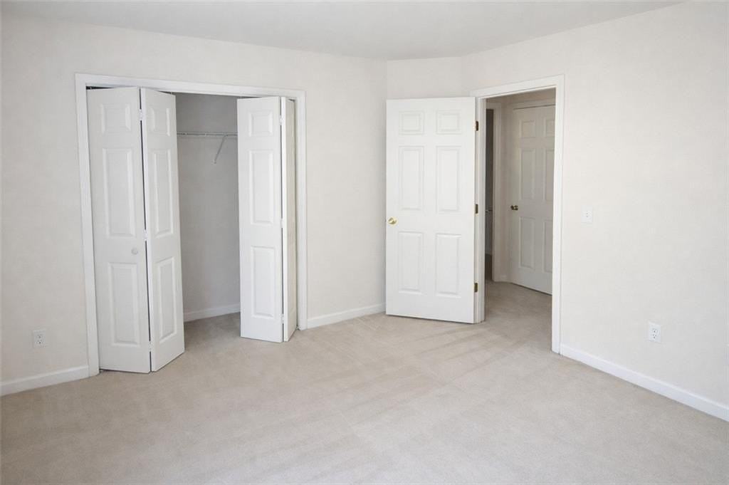 2820 Jamont Ct Ne - Photo 6 of 10