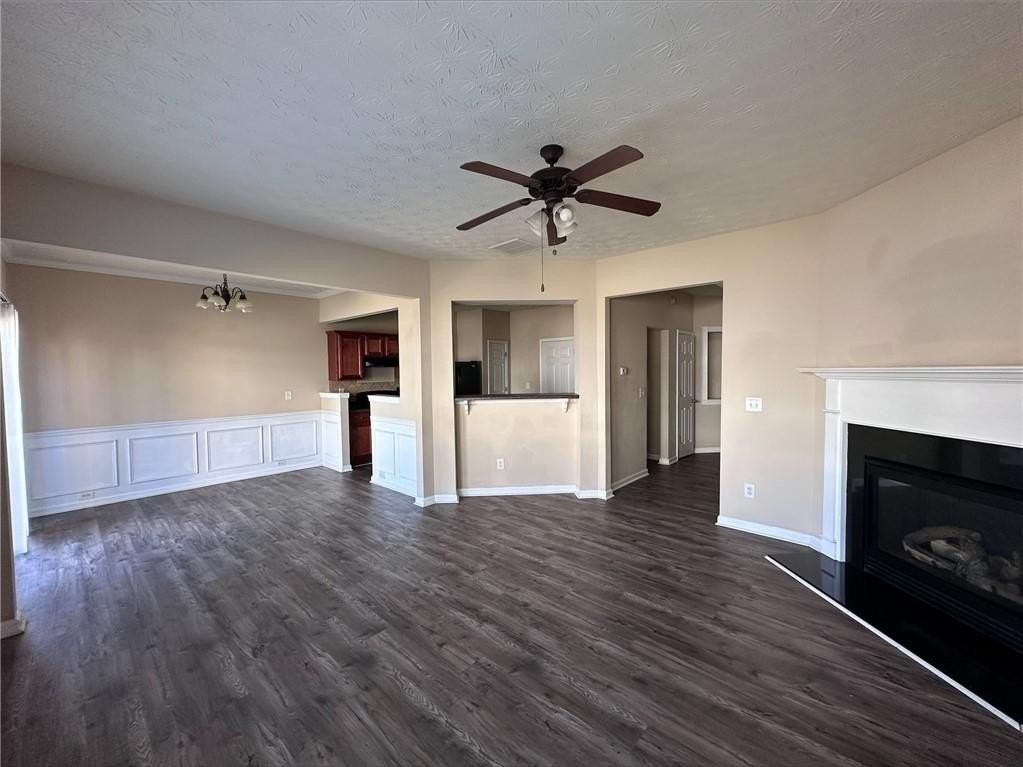 827 Forsythia Way - Photo 4 of 17