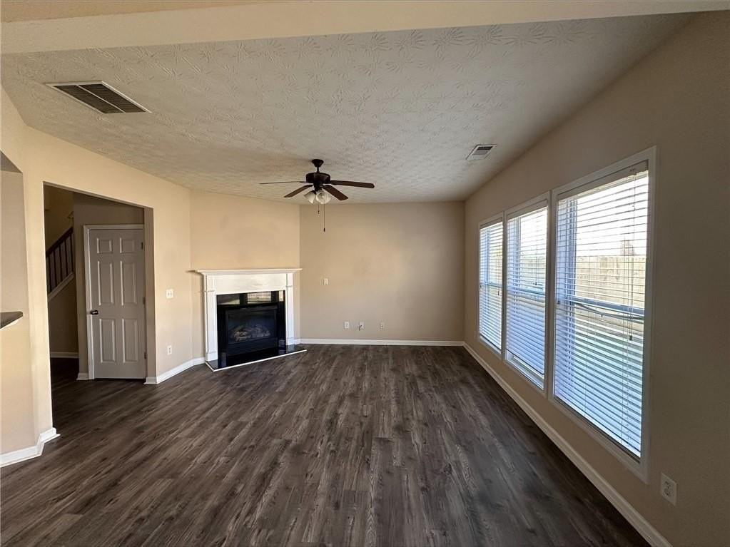 827 Forsythia Way - Photo 5 of 17