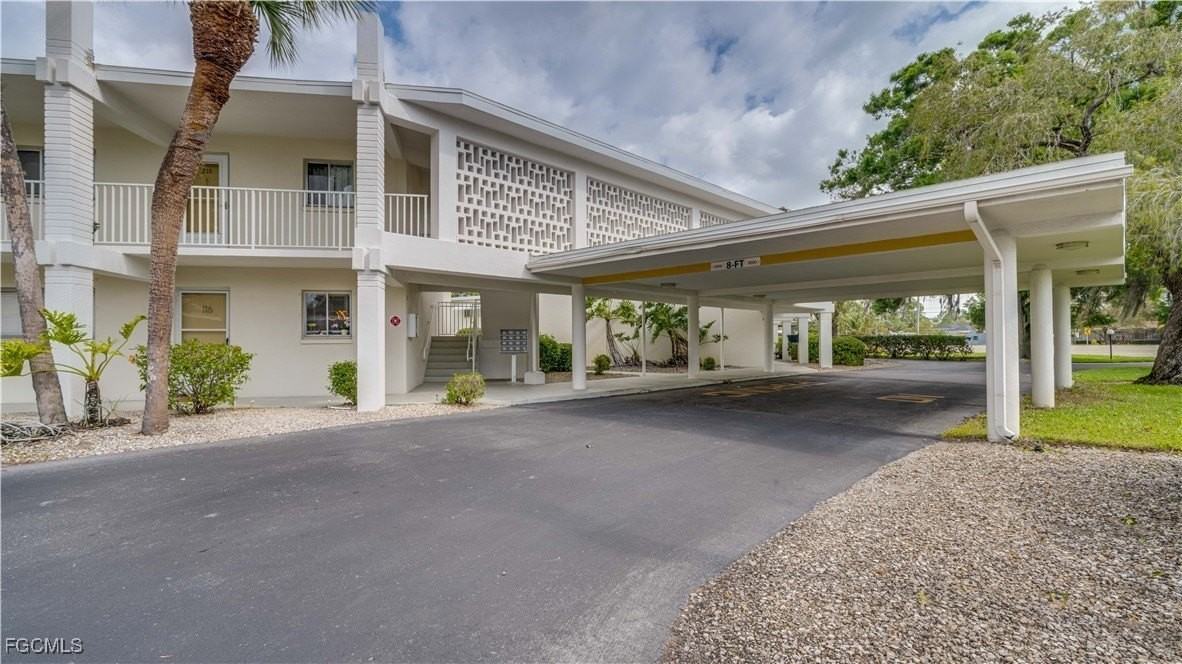 357 Joel Blvd Apt 216 #216 - Photo 3 of 27