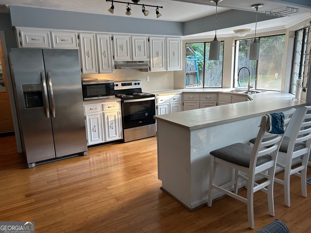 6317 Fox Chapel Dr - Photo 5 of 16