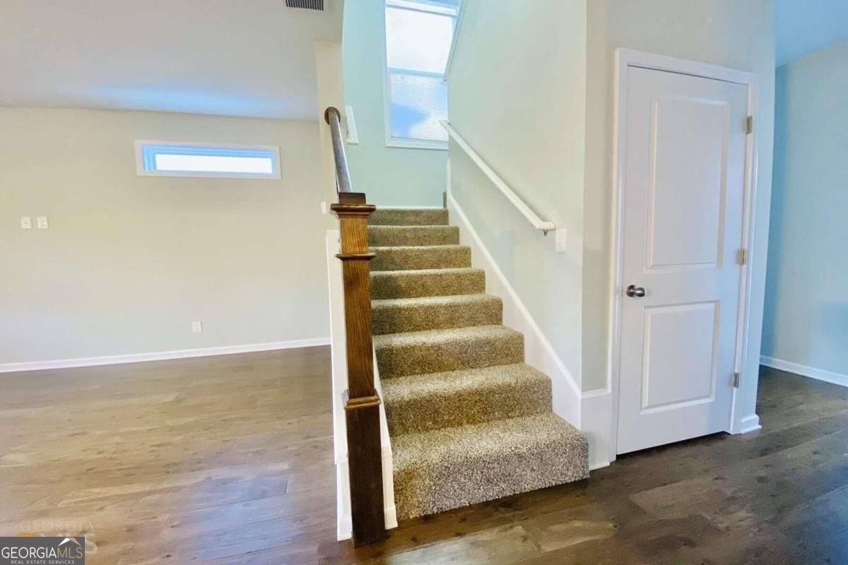 3343 Lavista Dr - Photo 7 of 15