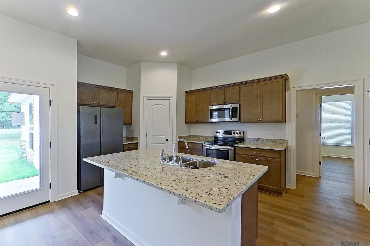 101 Teddy Ln - Photo 5 of 15