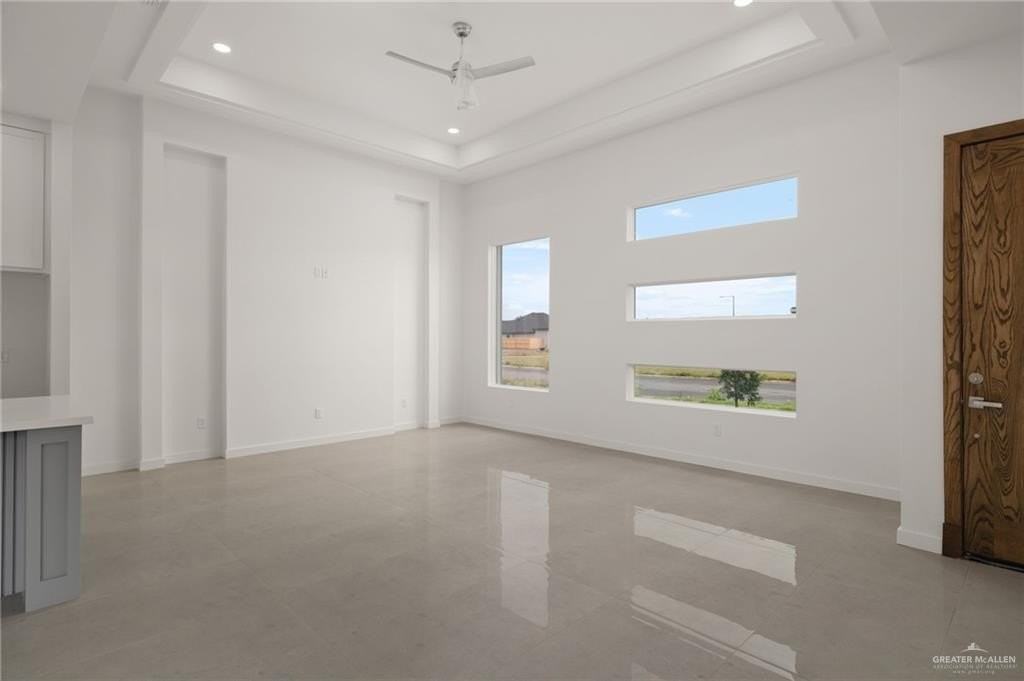 614 Sonny Dr - Photo 3 of 19