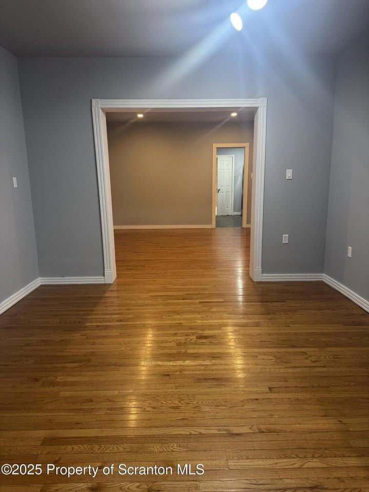 1019 Wheeler Ave - Photo 5 of 13