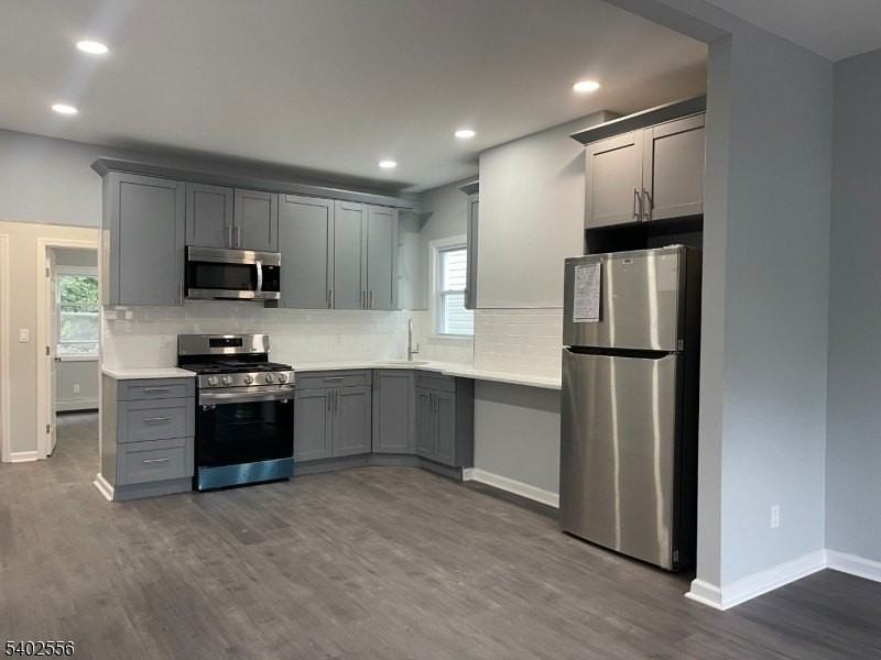 54 Mount Prospect Ave #2 - Photo 3 of 25