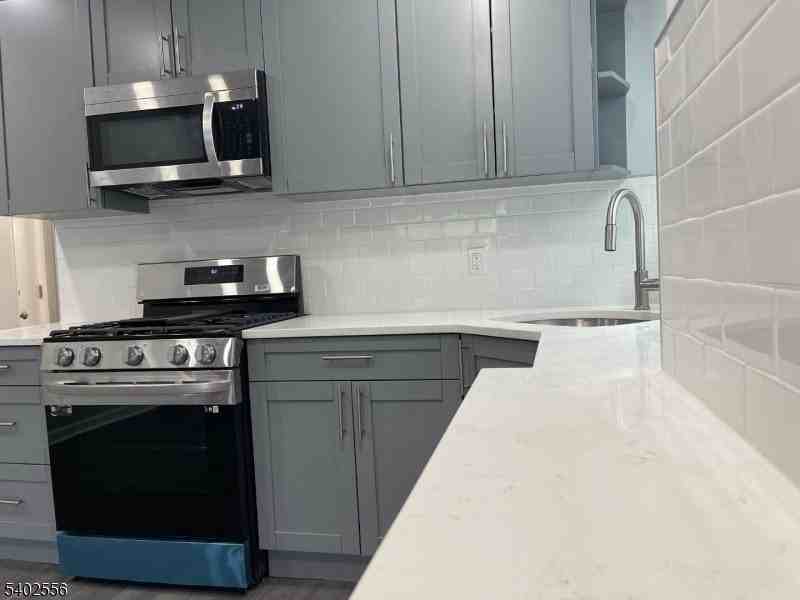 54 Mount Prospect Ave #2 - Photo 5 of 25