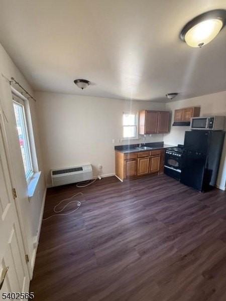 77 Lafayette Ave #4 - Photo 6 of 8