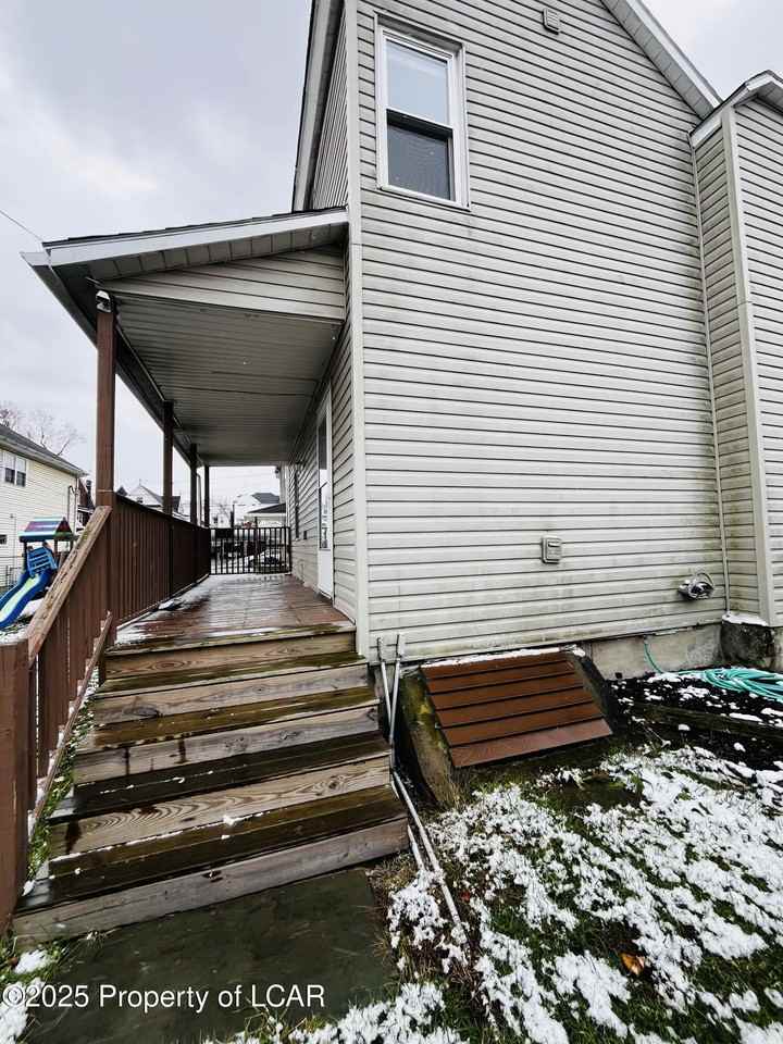 58 W Broad St - Photo 2 of 8