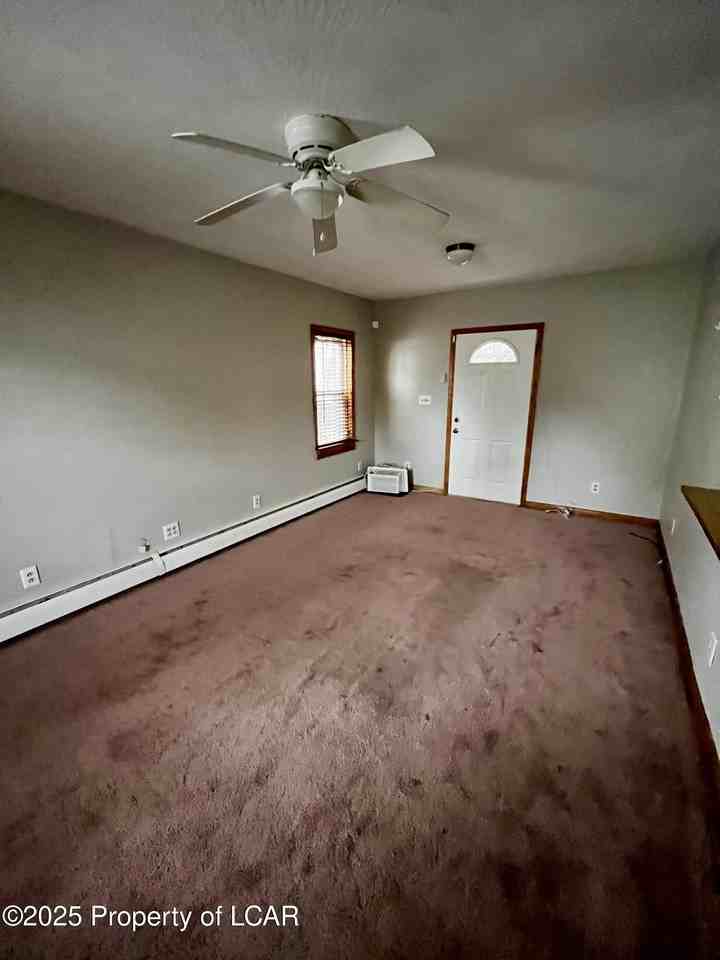 58 W Broad St - Photo 3 of 8