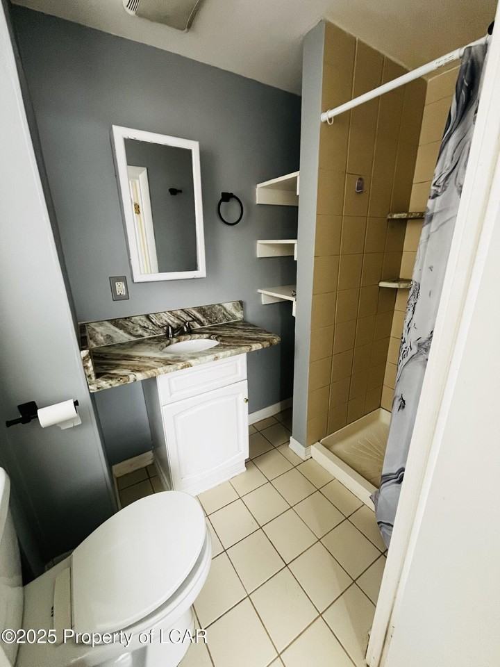 58 W Broad St - Photo 6 of 8