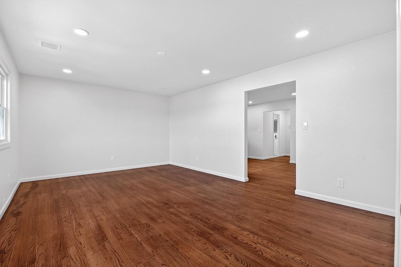 269 Schuyler Ave #2 - Photo 4 of 21