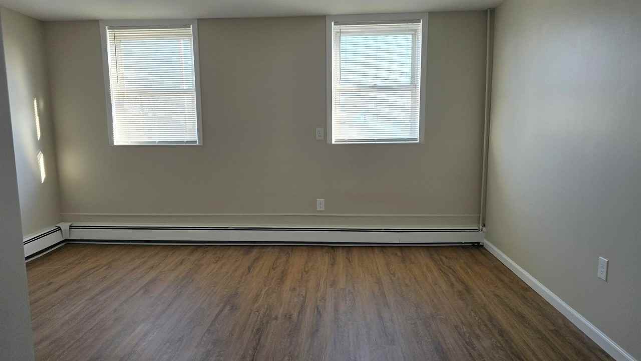 667 Broadway #1 - Photo 7 of 13