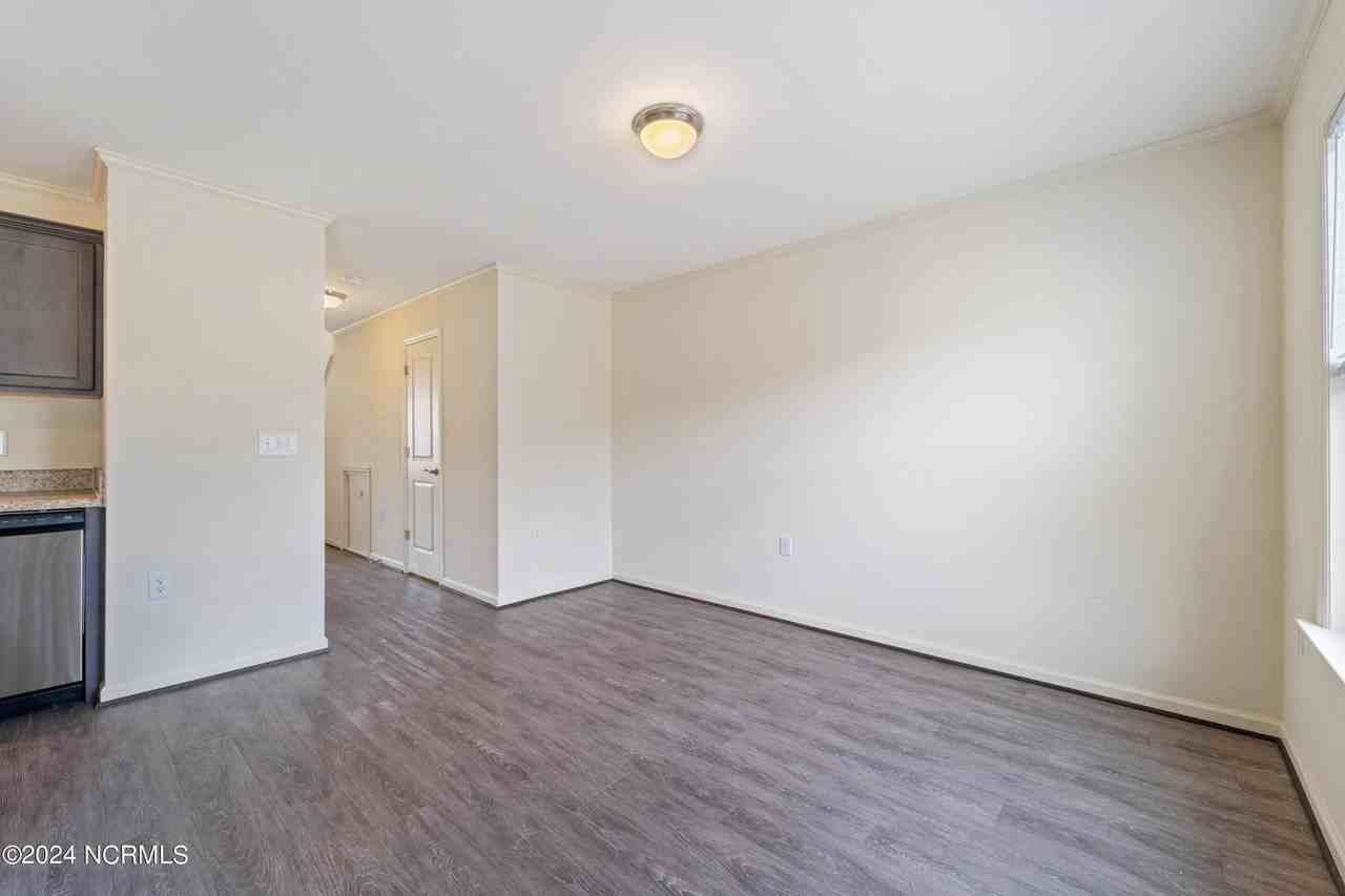 459 Sullivan Loop Rd - Photo 6 of 22