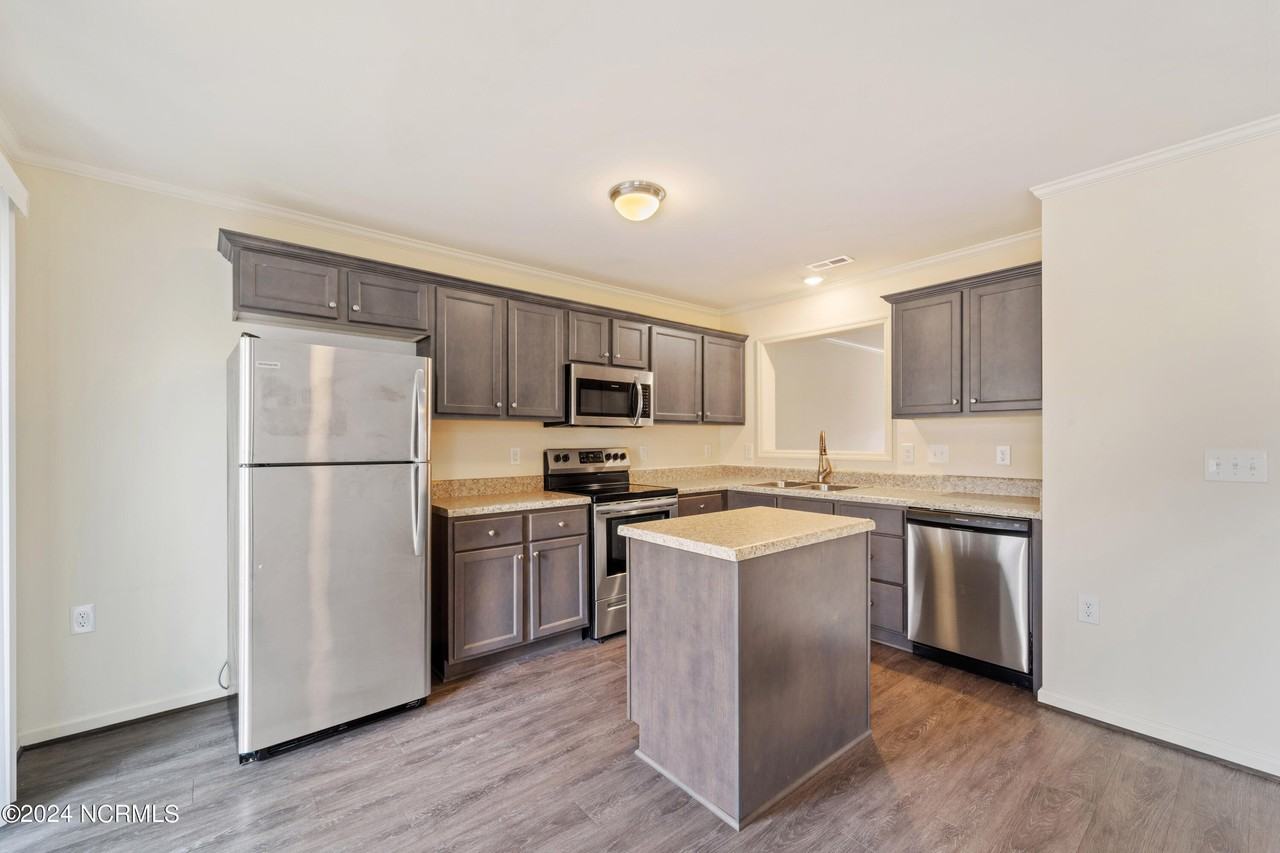 459 Sullivan Loop Rd - Photo 7 of 22