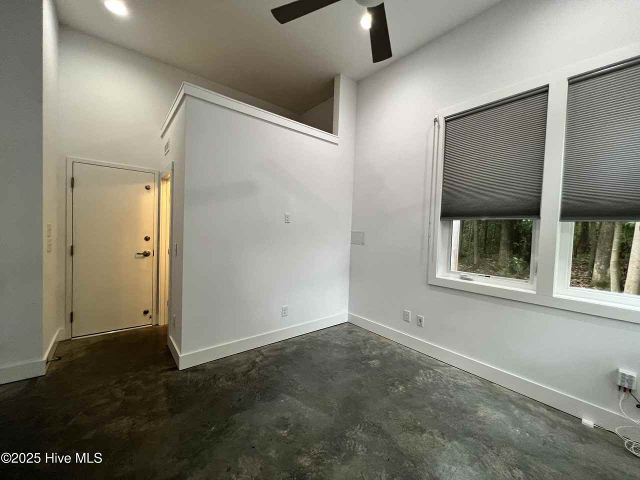 103 S 29th St - Photo 3 of 26