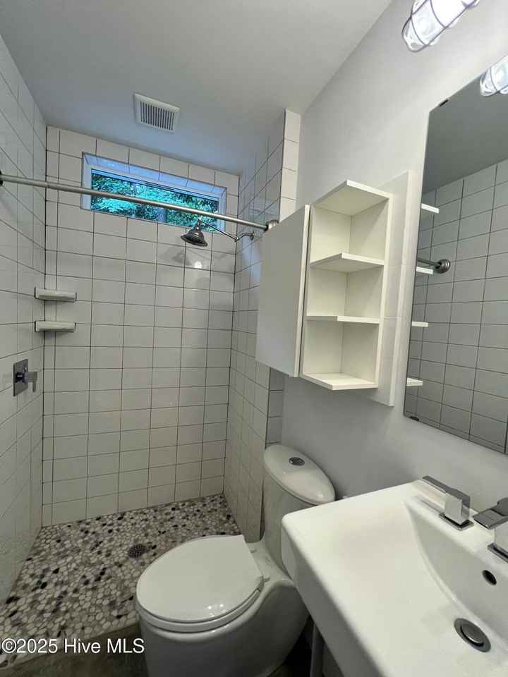 103 S 29th St - Photo 5 of 26