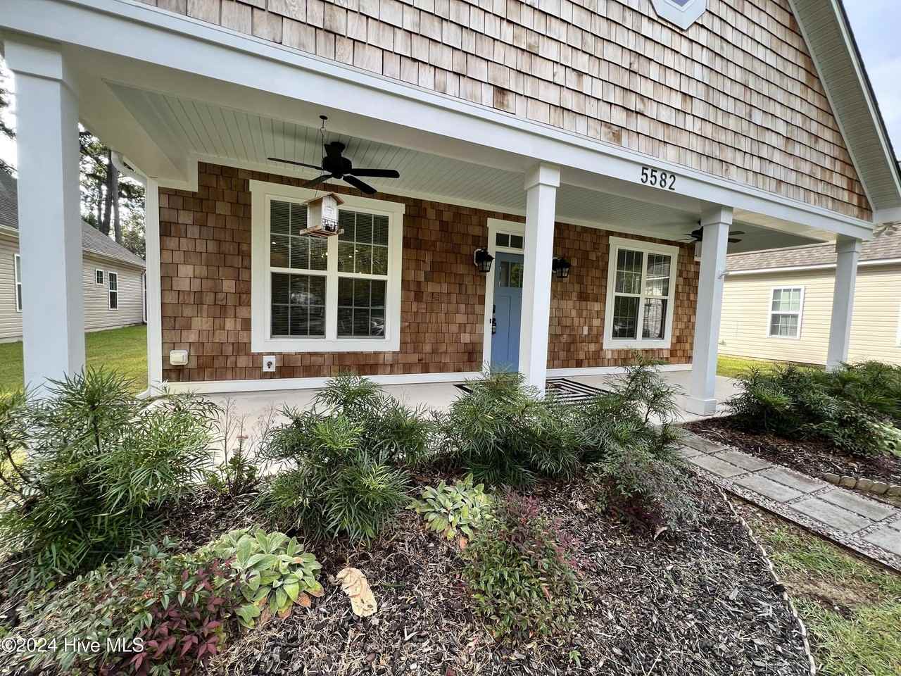 5582 Sycamore St - Photo 2 of 18