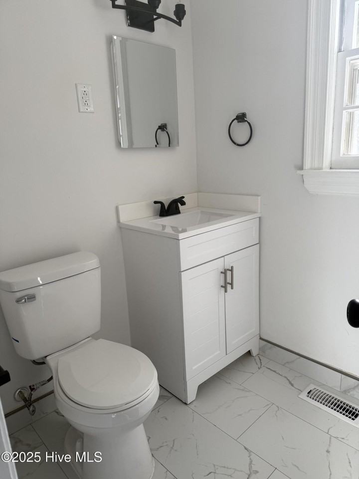 101 Kirkland Dr - Photo 7 of 7