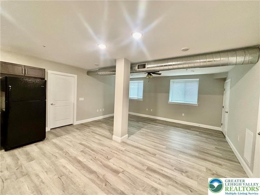 216 Penn St Apt 3 #3 - Photo 4 of 10