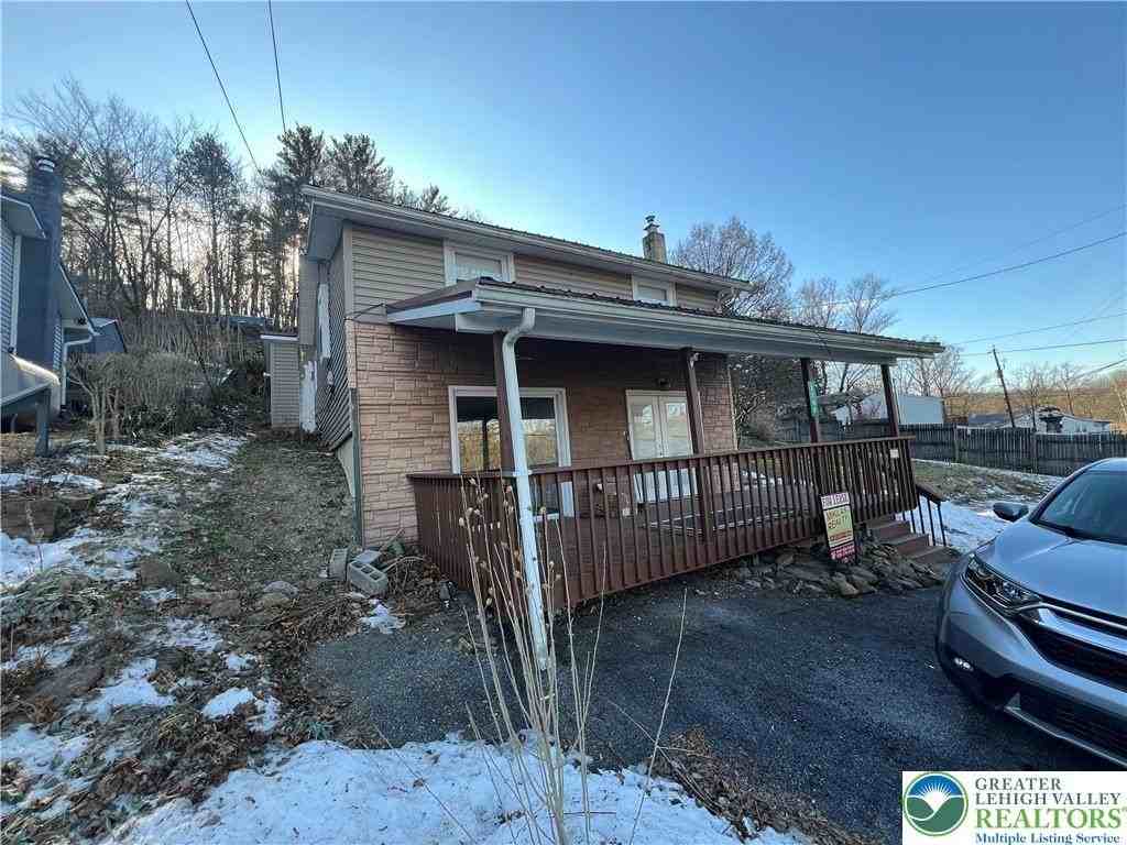 3790 Redbud Dr - Photo 3 of 23