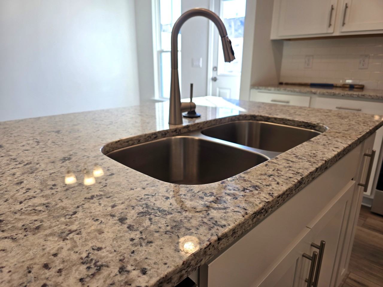 Kidd Place - 4025 - 1 #1 - Photo 4 of 16