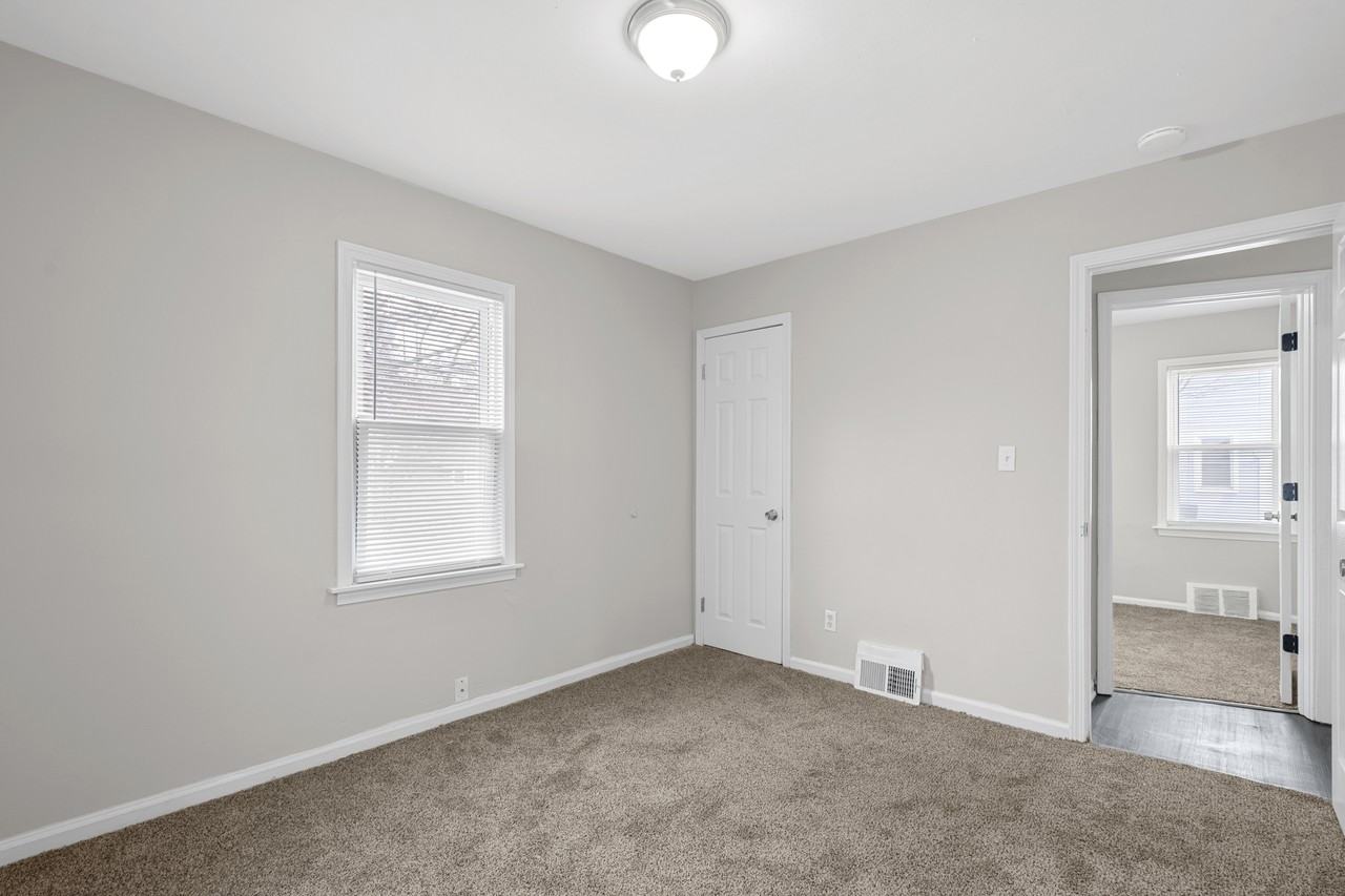 1829 Anne Ave #1 - Photo 7 of 10