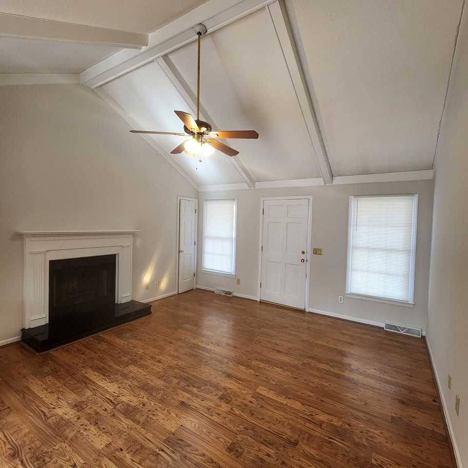 103 Brams Ct #1 - Photo 2 of 12