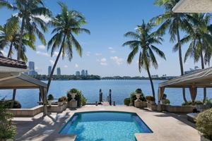 featured image of 4 Palm Ave