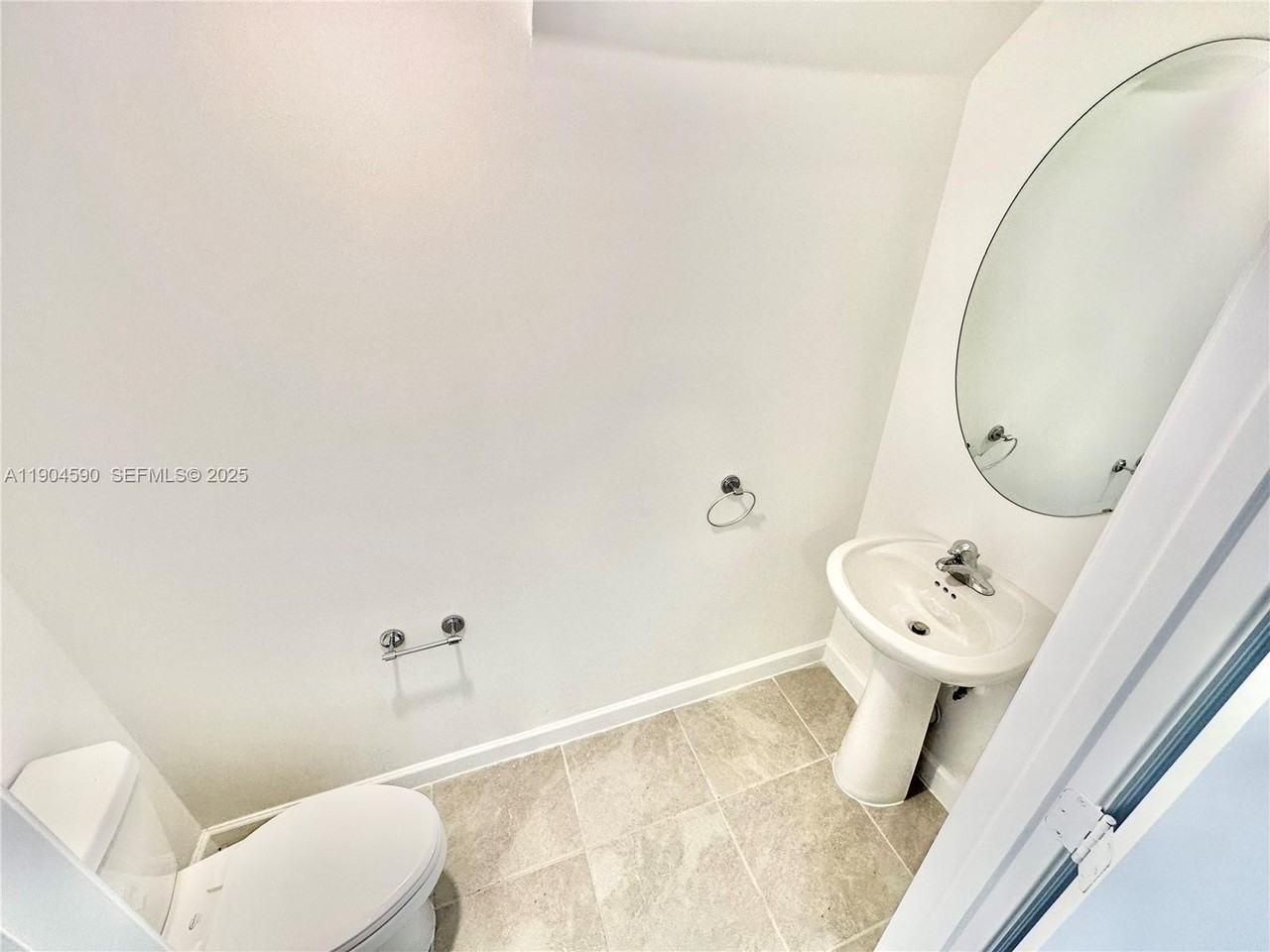 261 Sw 159th Way - Photo 6 of 17