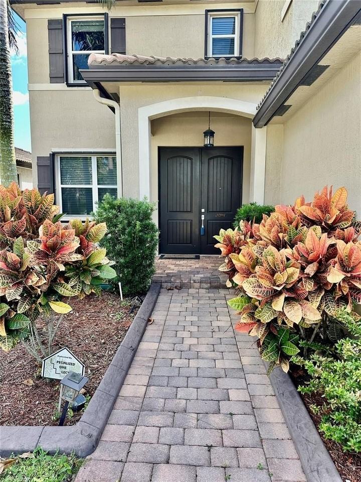 11876 Sw 253rd St - Photo 3 of 20