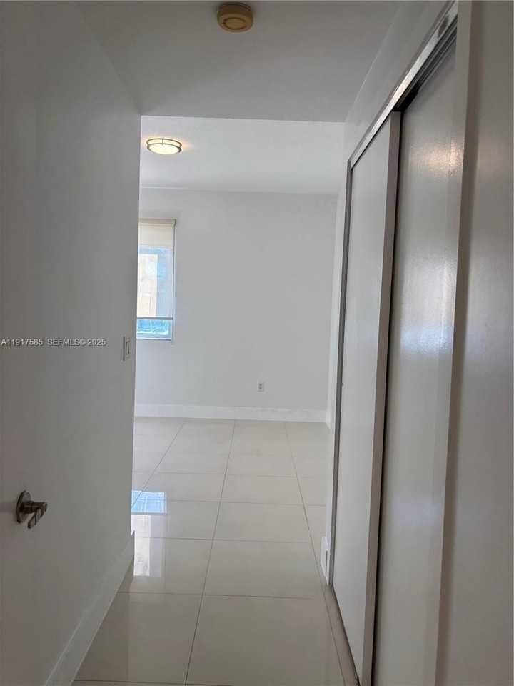 1050 Brickell Ave #3014 - Photo 6 of 11