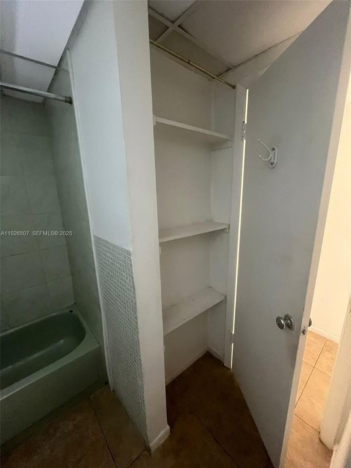 4301 Nw South Tamiami Canal Dr #305 - Photo 6 of 20