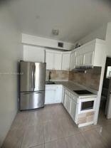 251 Nw 40th Ct #3 - Photo 1 of 1