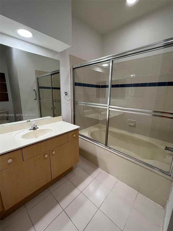 11024 Sw 237th Ln #0 - Photo 3 of 16