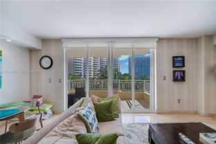 765 Crandon Blvd #PH12 - Photo 1 of 1