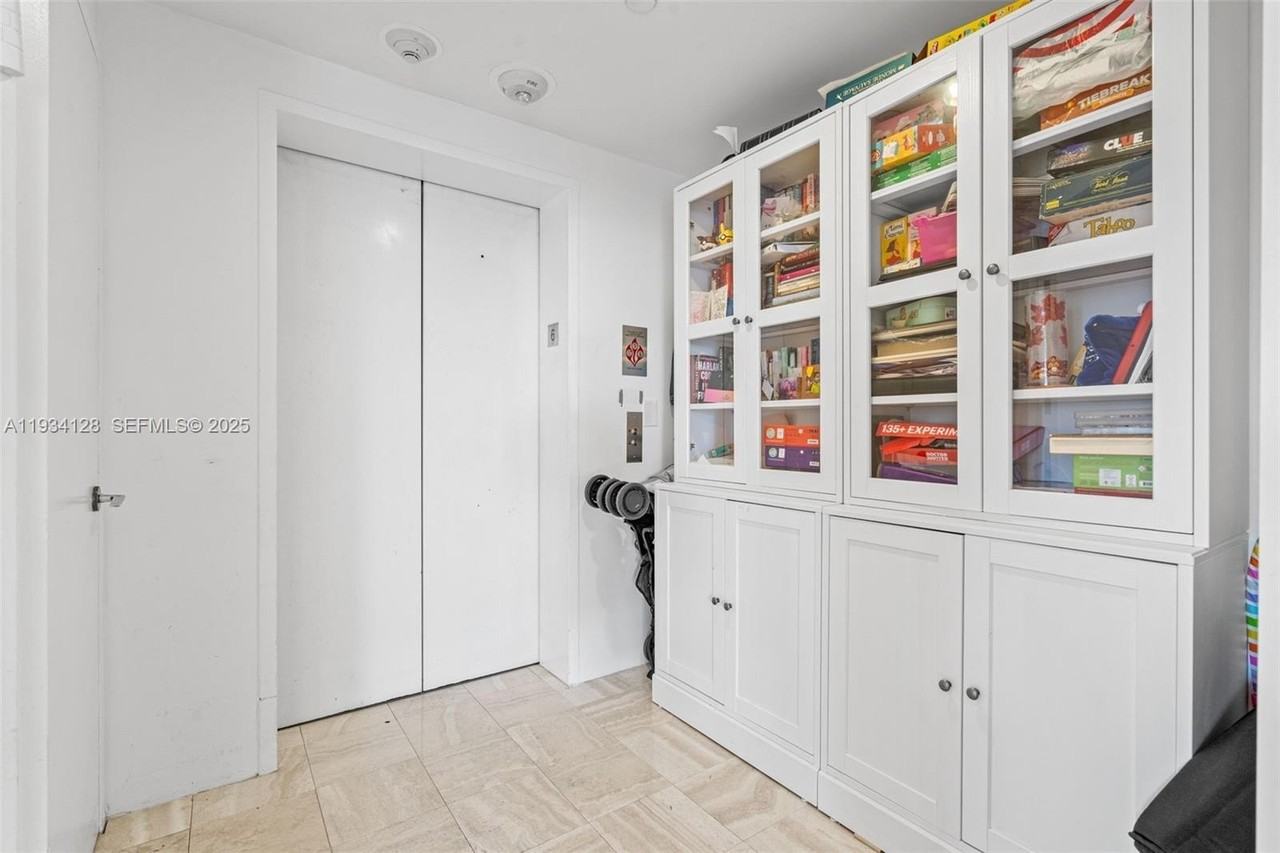 3801 Ne 207th St #603 - Photo 4 of 50