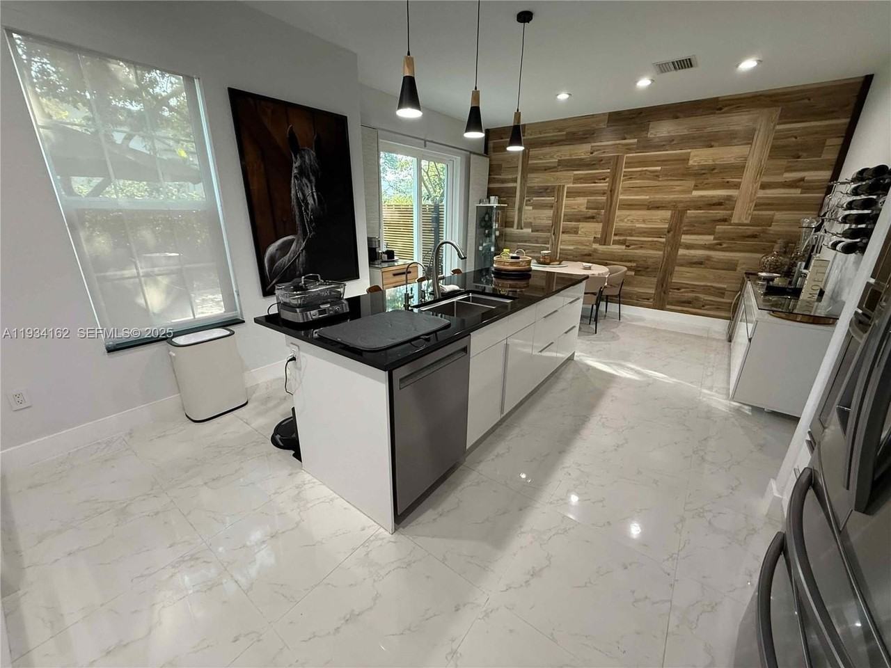 6923 Julia Gardens Dr #6923 - Photo 6 of 50