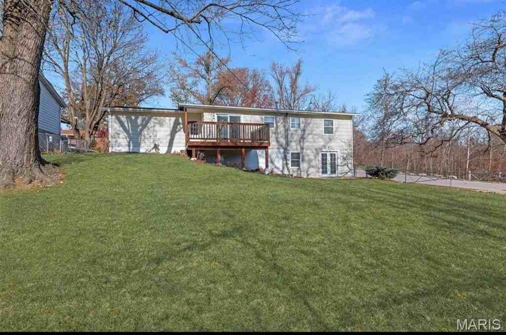 122 Wildwood Ct - Photo 2 of 29