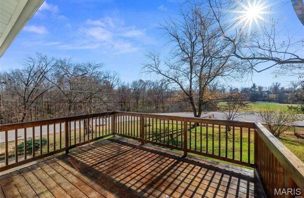 122 Wildwood Ct - Photo 3 of 29